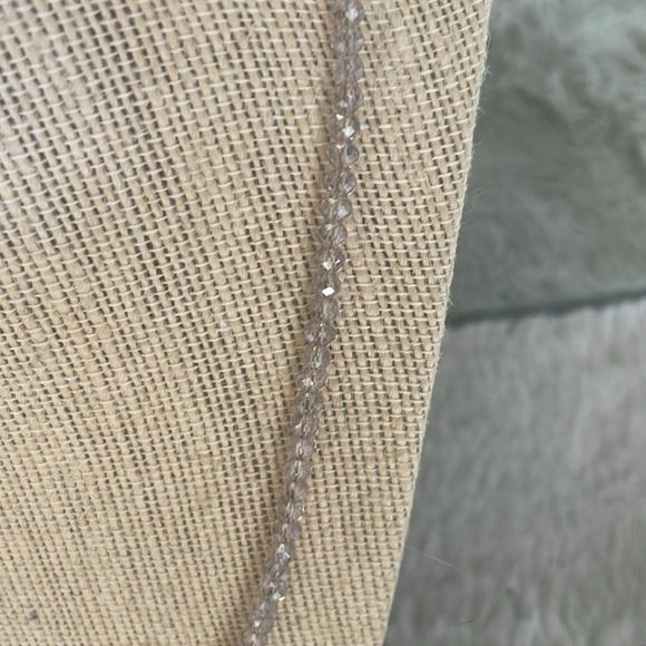 Rose quartz and light pink Swarovski crystal necklace in size 18” - Picture 2 of 4